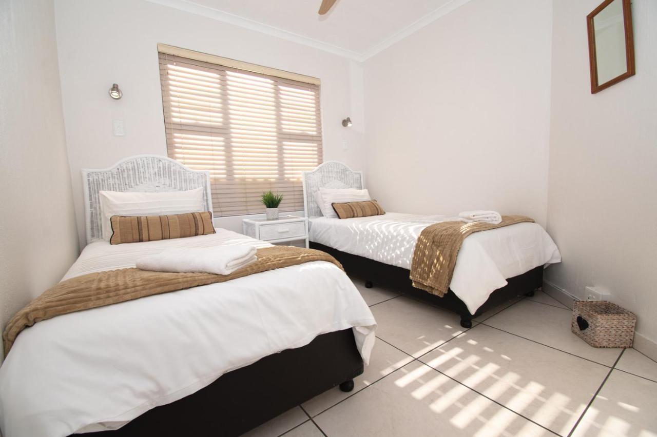 Апартаменты 7 The Shades Umhlanga Rocks Дурбан Экстерьер фото